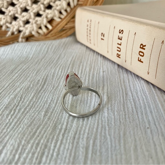 Sarah Coventry Oval Red Stone Statement Ring Coral Scarlet Orangey Bohemian - Picture 8 of 13